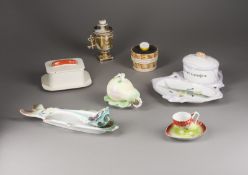  | SAMMLUNG VON ZEHN TROMPE L'OEIL SERVICE TEILEN