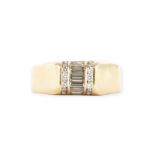 FUTURISTISCHER DIAMANT RING