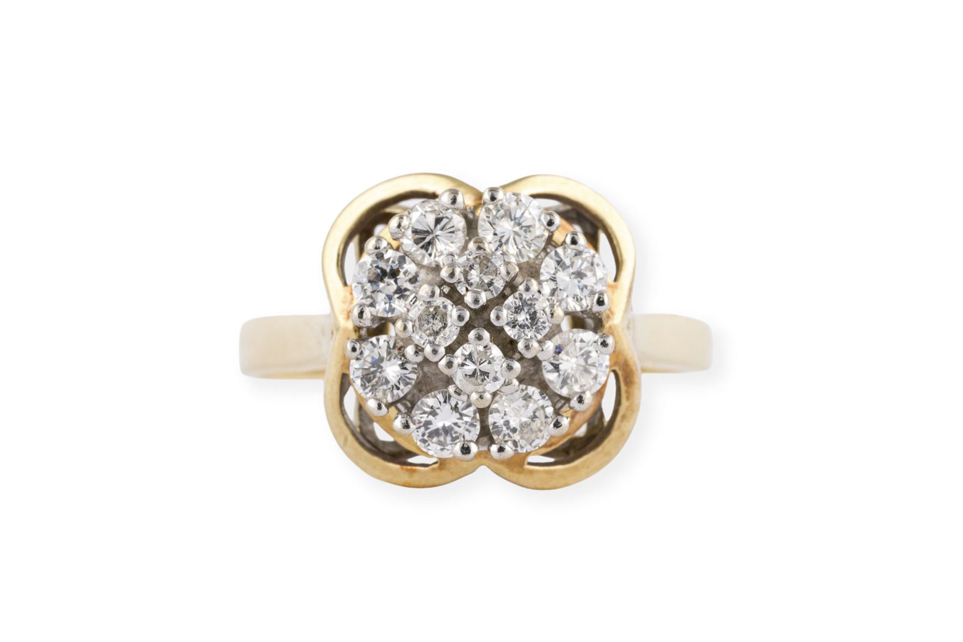 BLÜTENFÖRMIGER BRILLANT RING