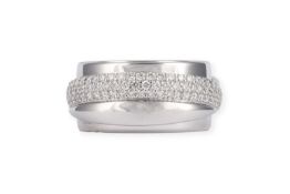 'PIAGET' POSSESSION RING
