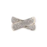 GEKREUZTER DIAMANT RING