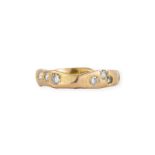 ASYMMETRISCHER DESIGN RING