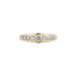GRADUIERTER BRILLANT RING
