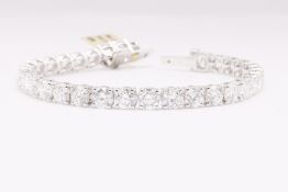 17.00ct Line Bracelet Lab Grown D/F Colour VS1/VS2 Round Brilliant Cut - 9kt White Gold