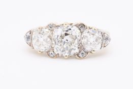 Natural 4.00ct Diamond Ring H/I Colour VS/SI Clarity Old Mine Cut - Circa 1890 - 18kt Yellow Gold