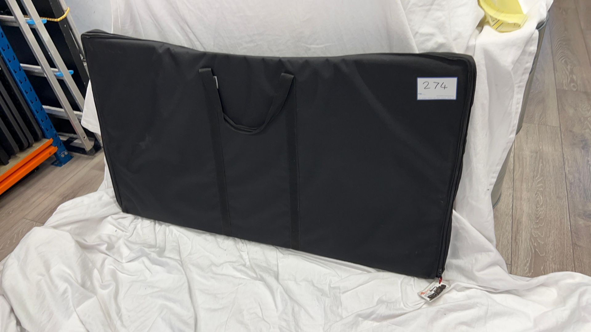 Bags Cover 60" Tv Carry Case (TV Not Included)