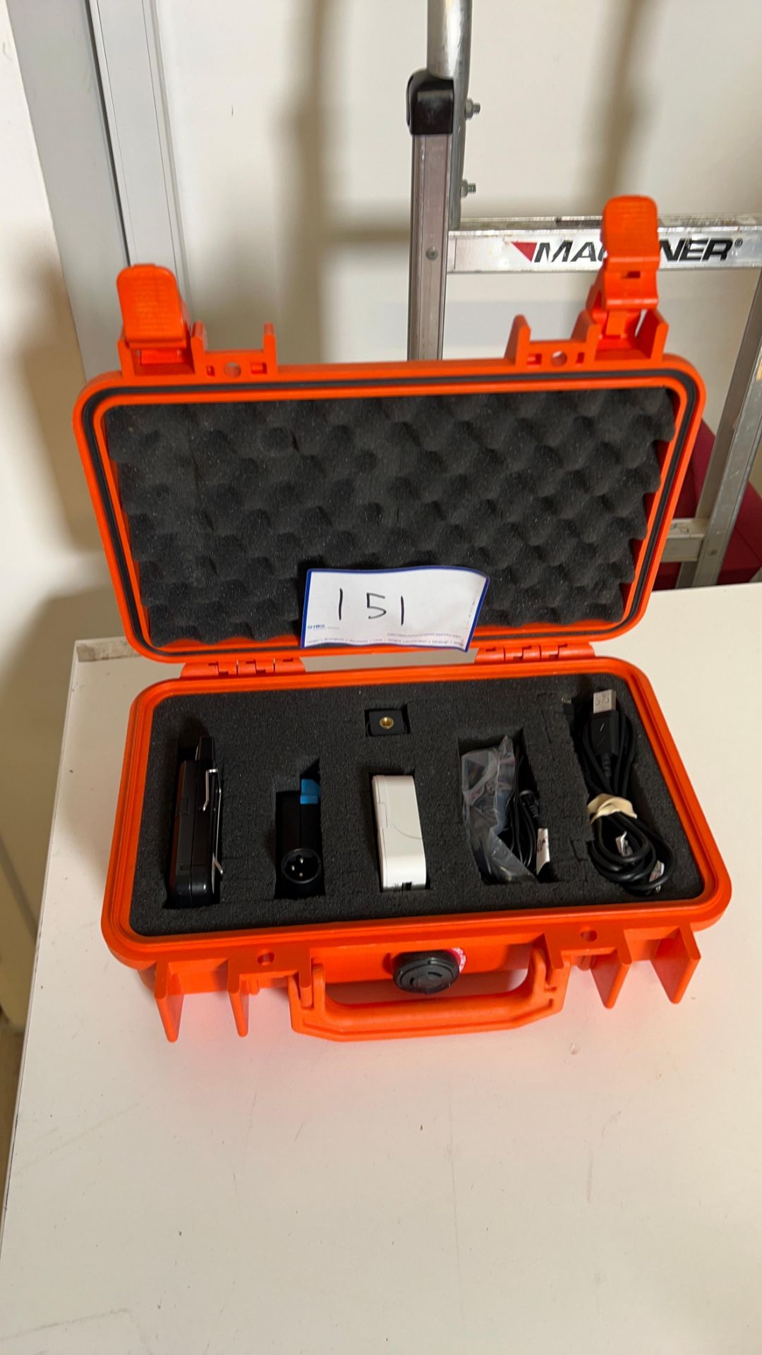 Sennheiser SK AVX Digital Wireless Tie-Clip Bodypack Transmitter With ME2 Capsule Kit in Hard Case