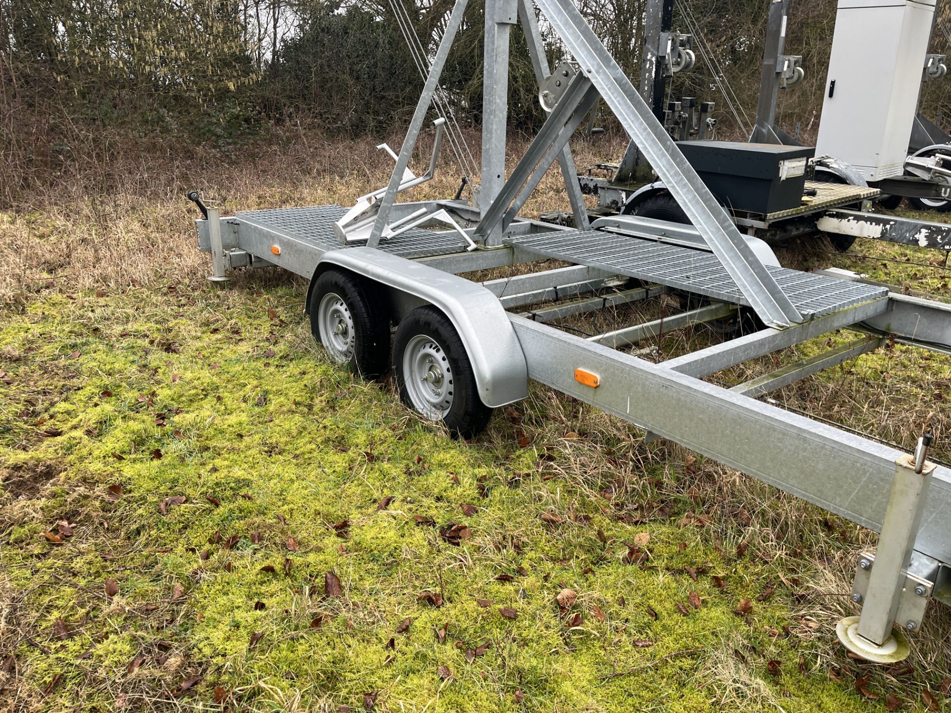New Style 30m Lattice Mast on Bradley Alko HU3 HE Twin Axle Trailer with Fitted Warrior Winches Winc - Image 5 of 11