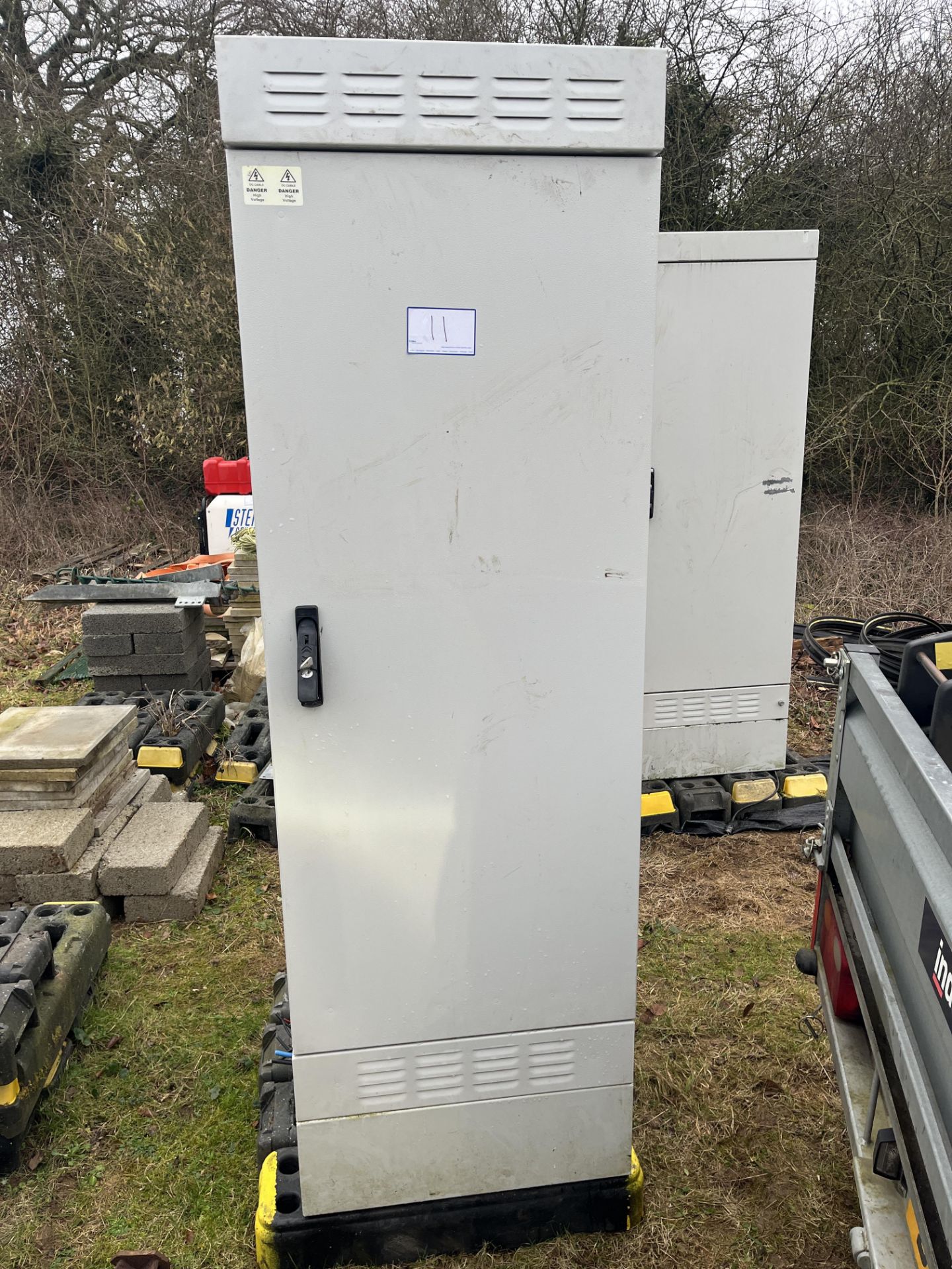 Cabinet Comprising 3 x Pylontech US3000C Power Packs, Victron Energy MPPT 250 / 60 TR Smart Solar Ch