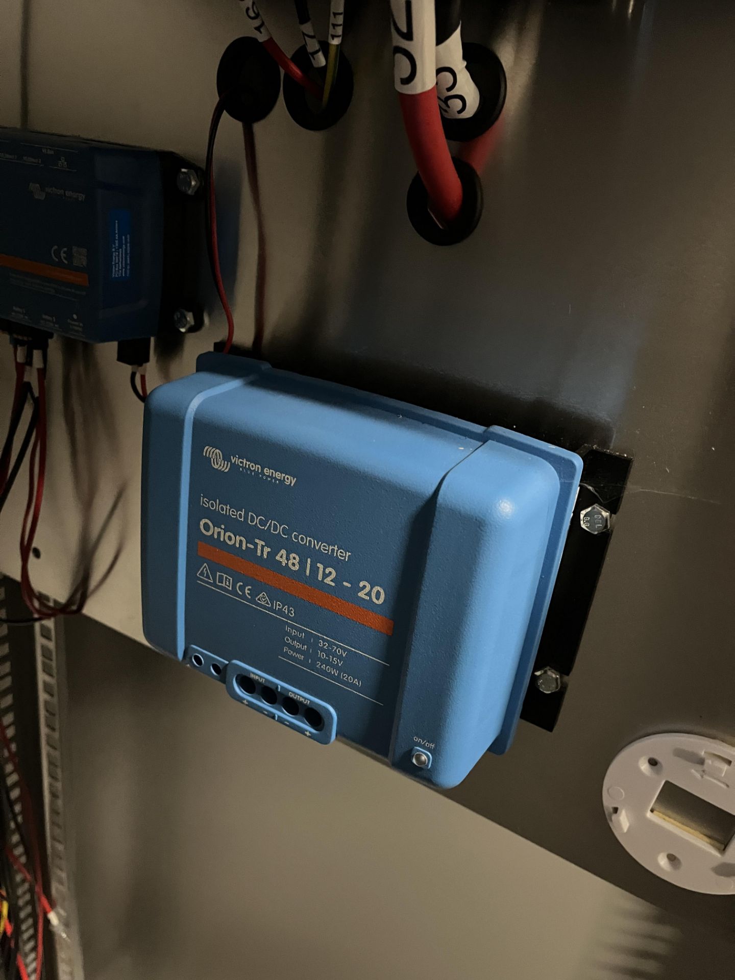 Tall Server Cabinet Comprising Victron Energy 1000DC Lynx Distributor and Victron Energy Orion TR 48 - Image 4 of 5