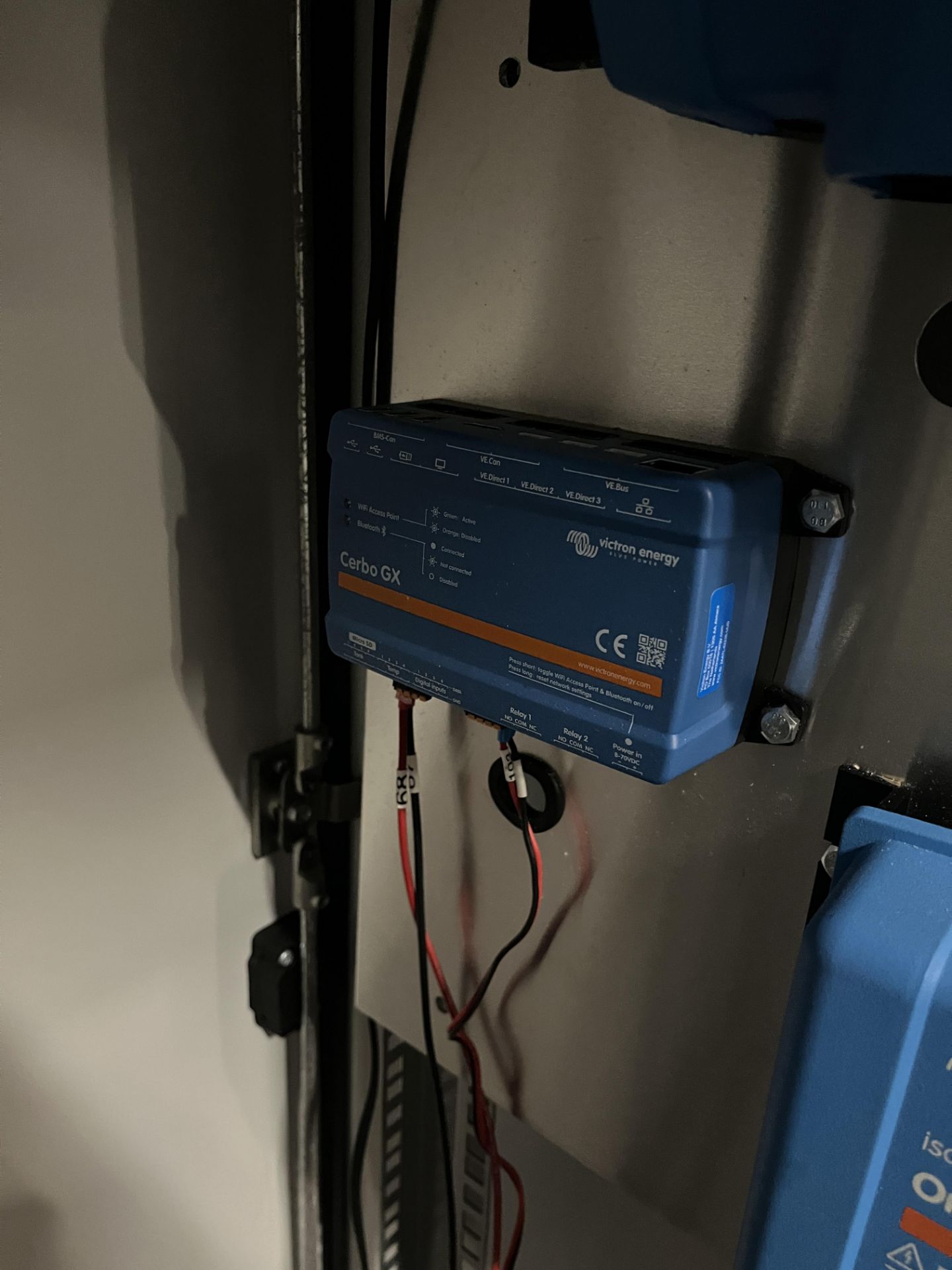 Tall Server Cabinet Comprising Victron Energy 1000DC Lynx Distributor and Victron Energy Orion TR 48 - Image 5 of 5