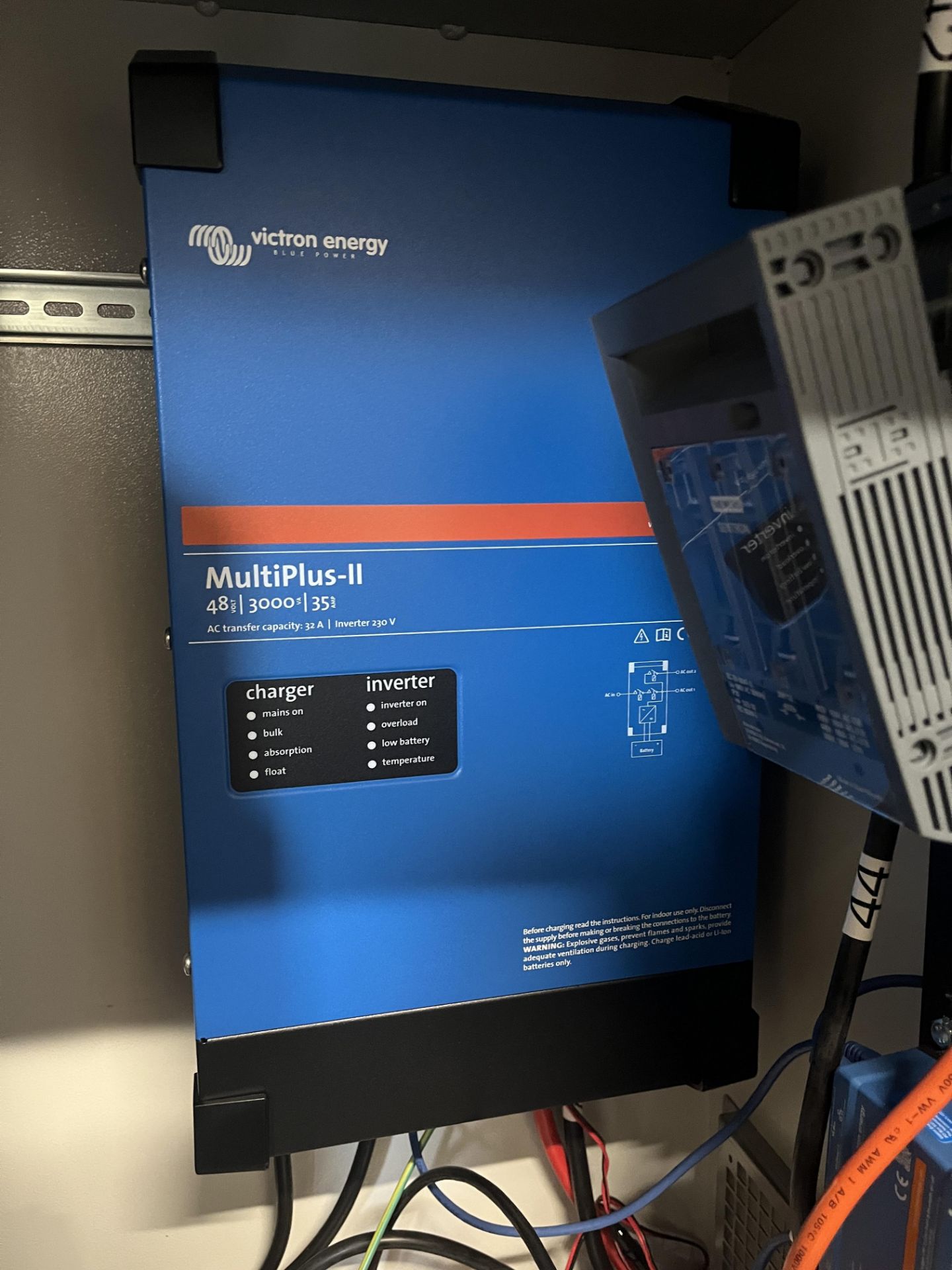 Server Cabinet Comprising Victron Energy Multiplus II 48/3000/35 Inverter, Victron Energy Cerbo GX. - Image 3 of 4