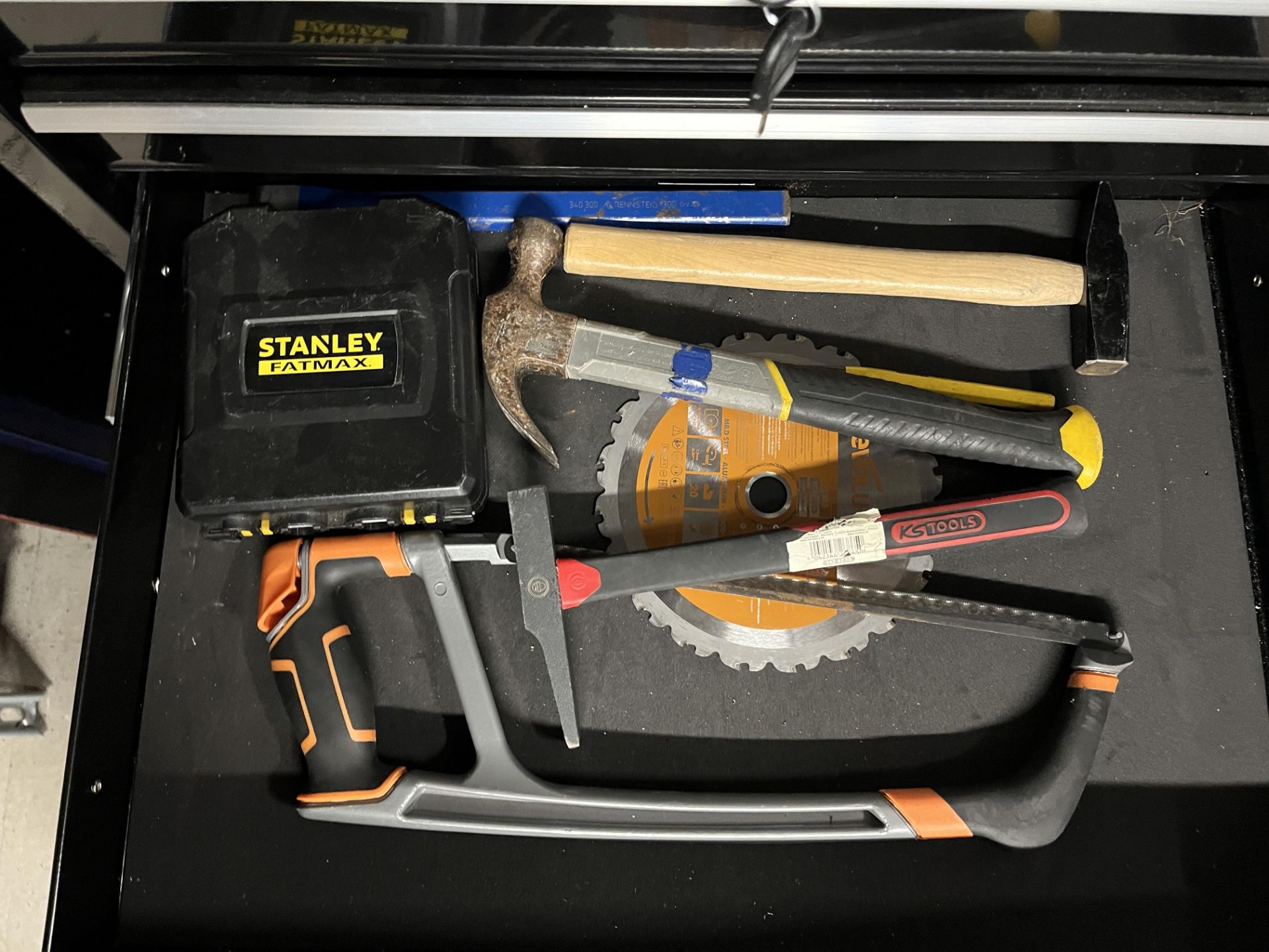 Halfords 5-Drawer Tool Cabinet with Contents & Key. LOCATION: Overton - Image 4 of 5