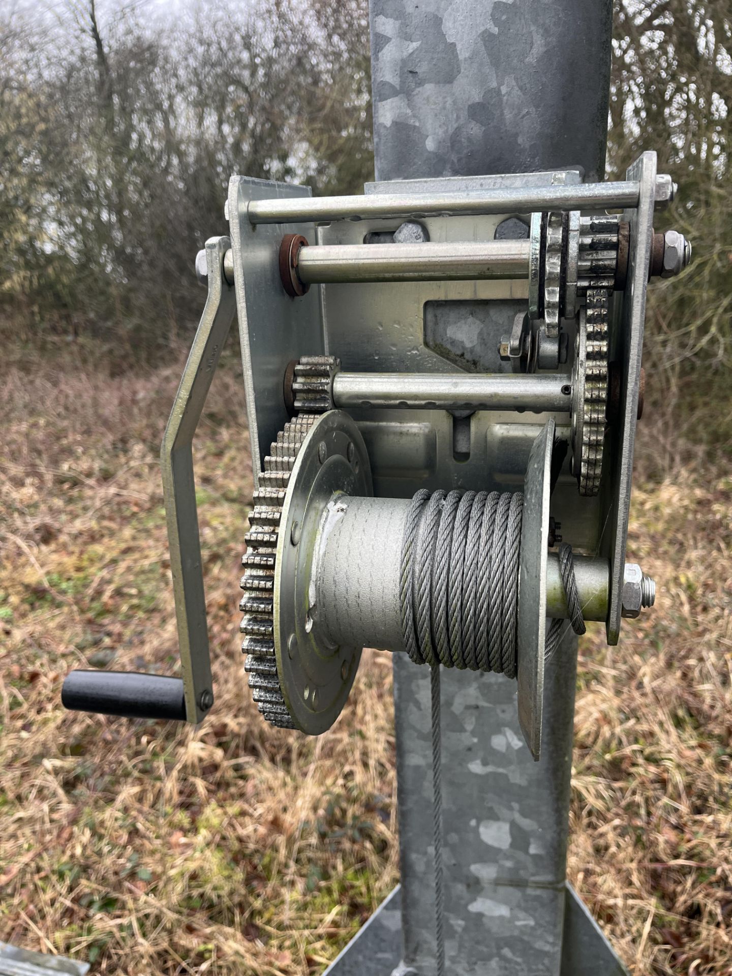 Versatower 30m Lattice Tower on Strumech Versatower M100 Trailer with Warrior Winches Winch. Locatio - Image 4 of 8