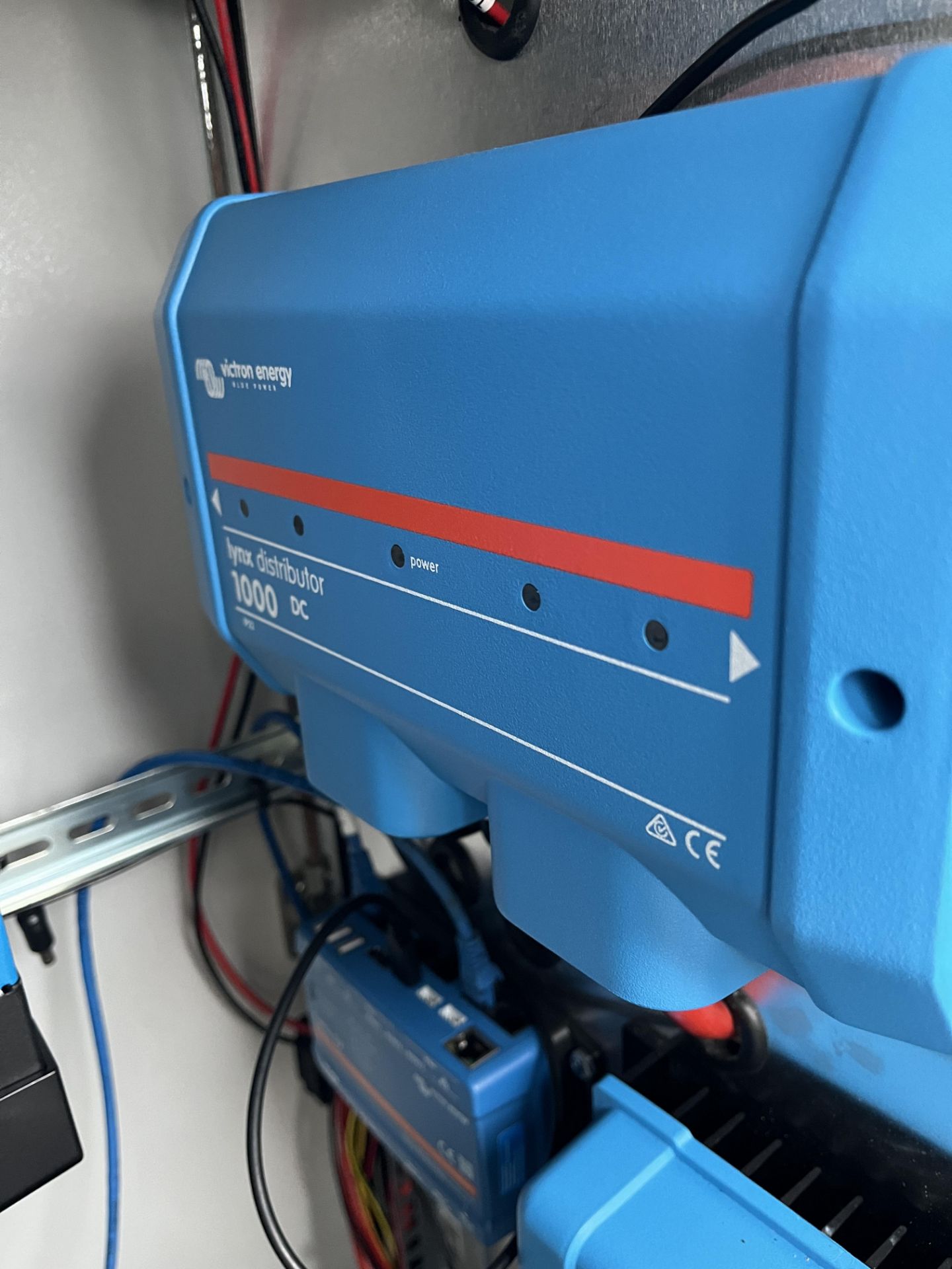 Cabinet Comprising 3 x Pylontech US3000C Power Packs, Victron Energy MPPT 250 / 60 MC4 Smart Solar C - Image 5 of 8