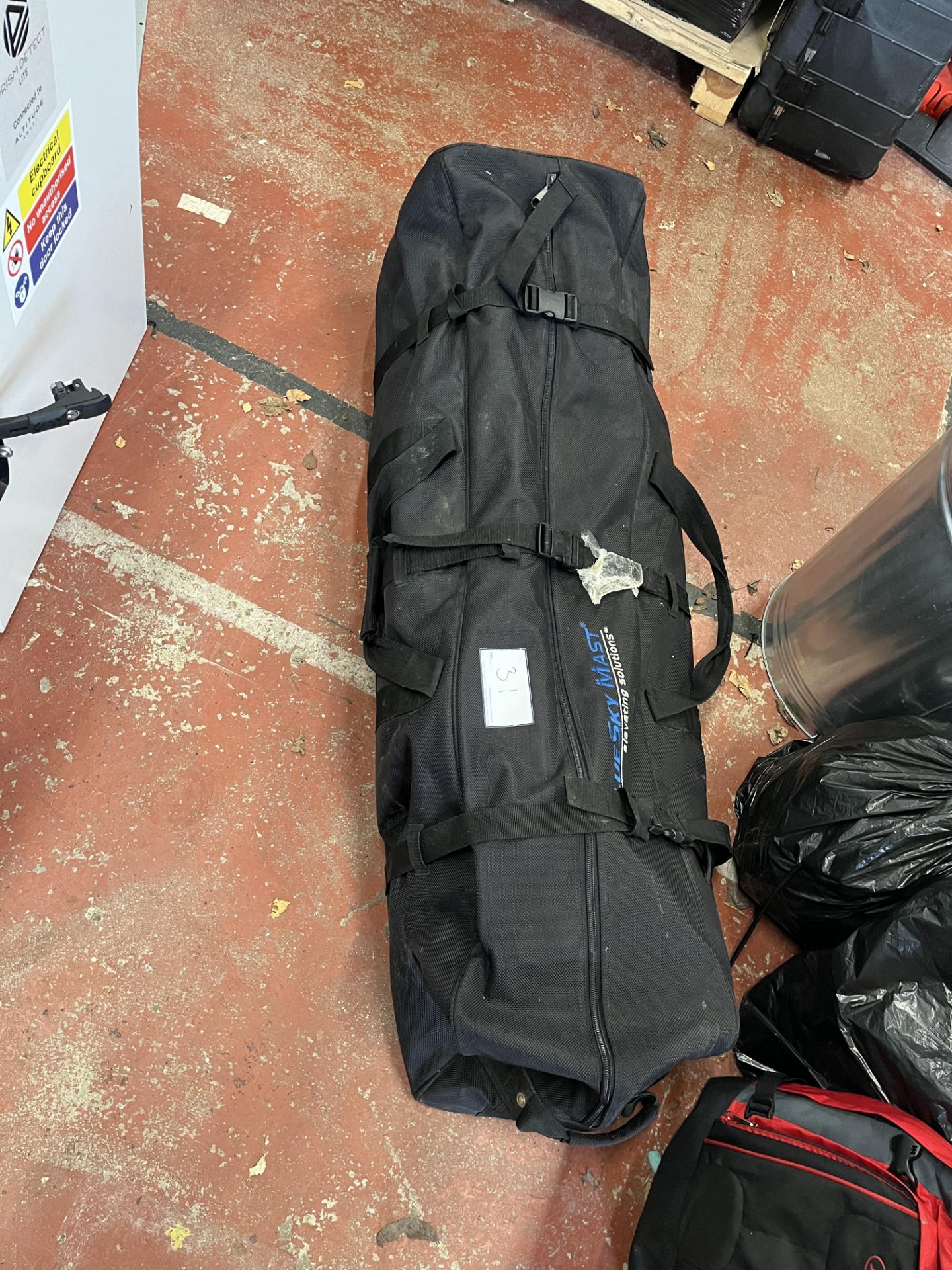 Blue Sky Tripod Mast with Carry Bag. LOCATION: Overton