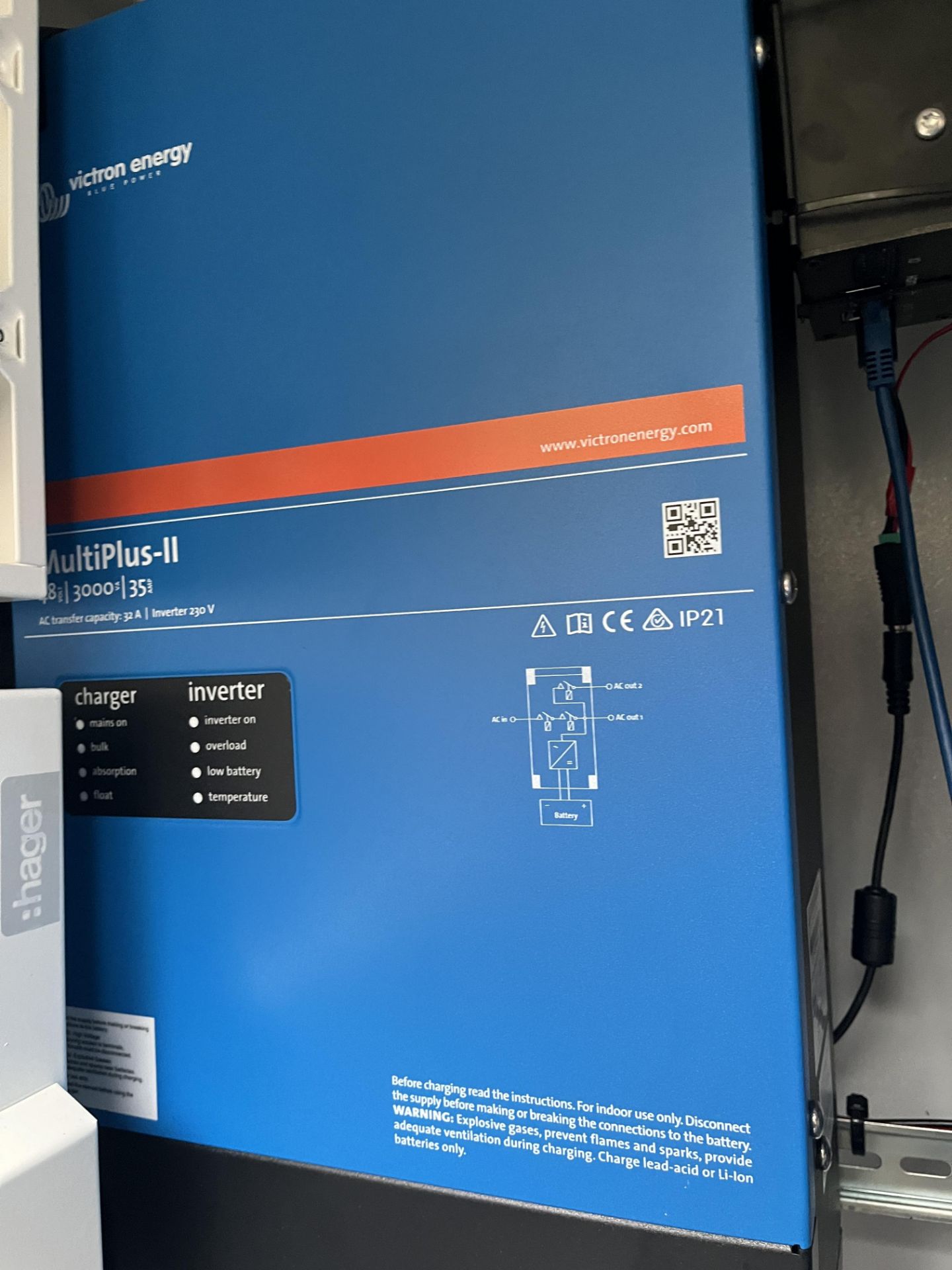 Cabinet Comprising 2 x Pylontech US3000C Power Packs, Avionix OpenAir Duo, Victron Energy Lynx Distr - Image 8 of 8