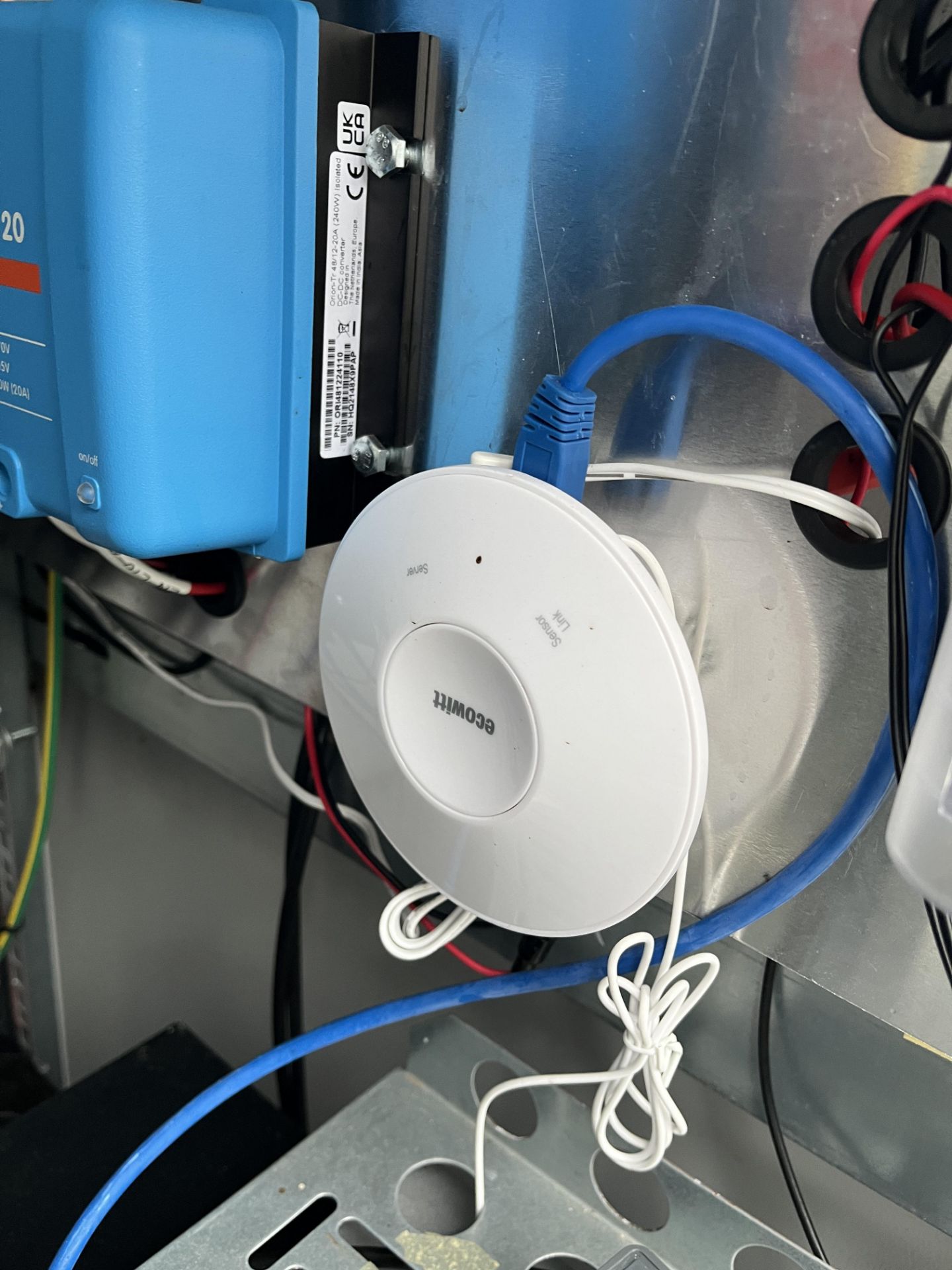 Cabinet Comprising 3 x Pylontech US3000C Power Packs, Victron Energy MPPT 250 / 60 TR Smart Solar Ch - Image 9 of 9