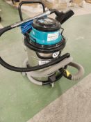CMF 104 Industrial Vacuum Cleaner, Serial Number: 0822025, Year of Manufacture: 1999