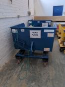 2; Hermeq Blue Medium Tipping Skips