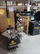 1, Bradbury WC5301 Tyre Changer with PCL Accura 1 Inflator,
