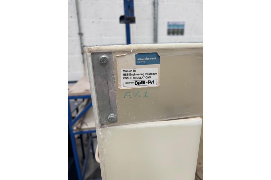 Extraction Bench - Image 2 of 3