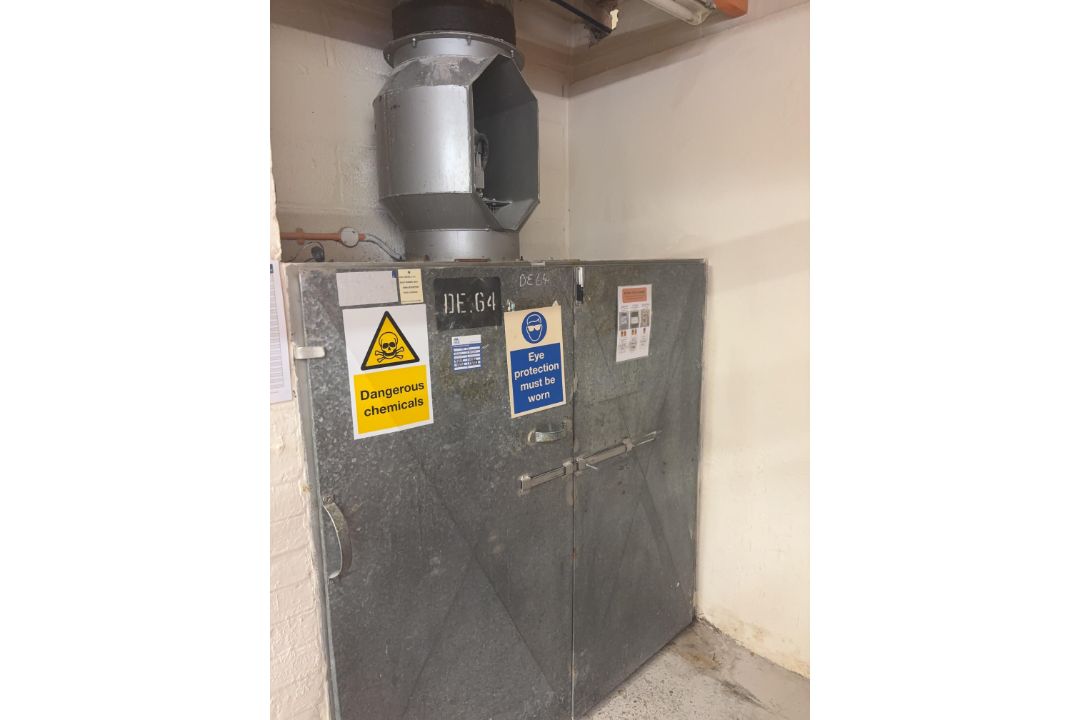 HSB Fume Extraction System with Motor and Ducting - Image 1 of 2