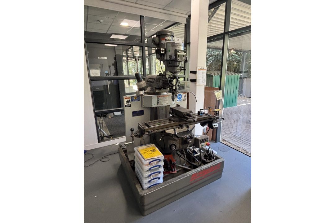 1: Bridgeport , Series 1 Vertical Turret Milling Machine With Heidenhain Digital Reader, 6in Machin - Image 1 of 4