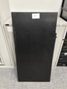 1: Thorlabs , MB60120/M, 1200mm x 600mm Aluminium Optical Breadboard