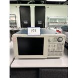 Tektronix TLA 715 Logic Analyser Dual Monitor Protable Mainframe, Serial Number : B031271
