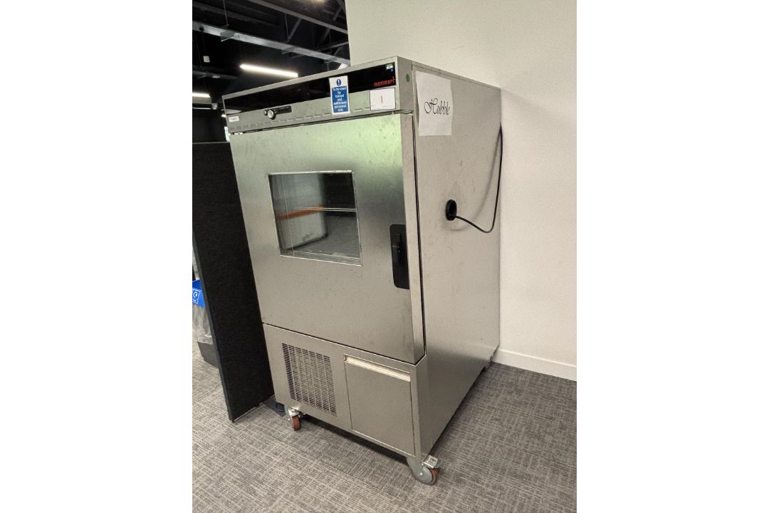 1: Memmert , CTC 256 , 256 Litre Environmental Test Chamber -42° To 190° (Approx 900mm x 1100mm x 1 - Image 1 of 4