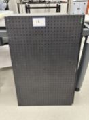 1: Thorlabs , MB6090/M, 900mm x 600mm Aluminium Optical Breadboard
