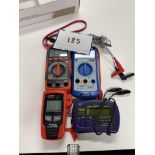 1: RS PRO RS-14 Autoranging Digital Multimeter, (1) RS Pro RS-172 Temperature & Humidity Datalogger,