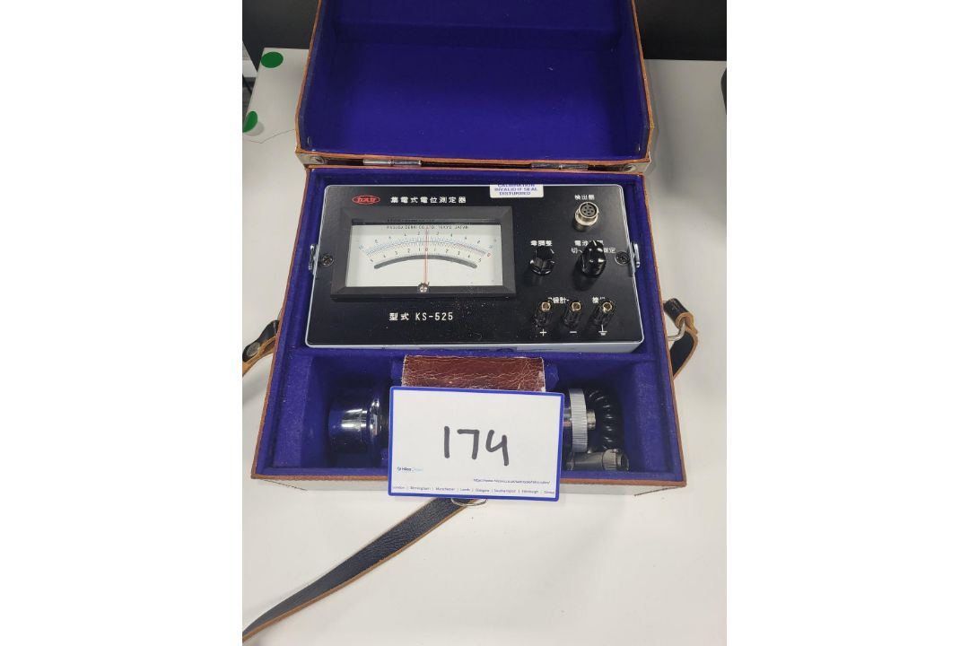 Kasuga Denki Co Ltd KS-525 Electrostatic Potential Meter 5m 914 in Carry Case