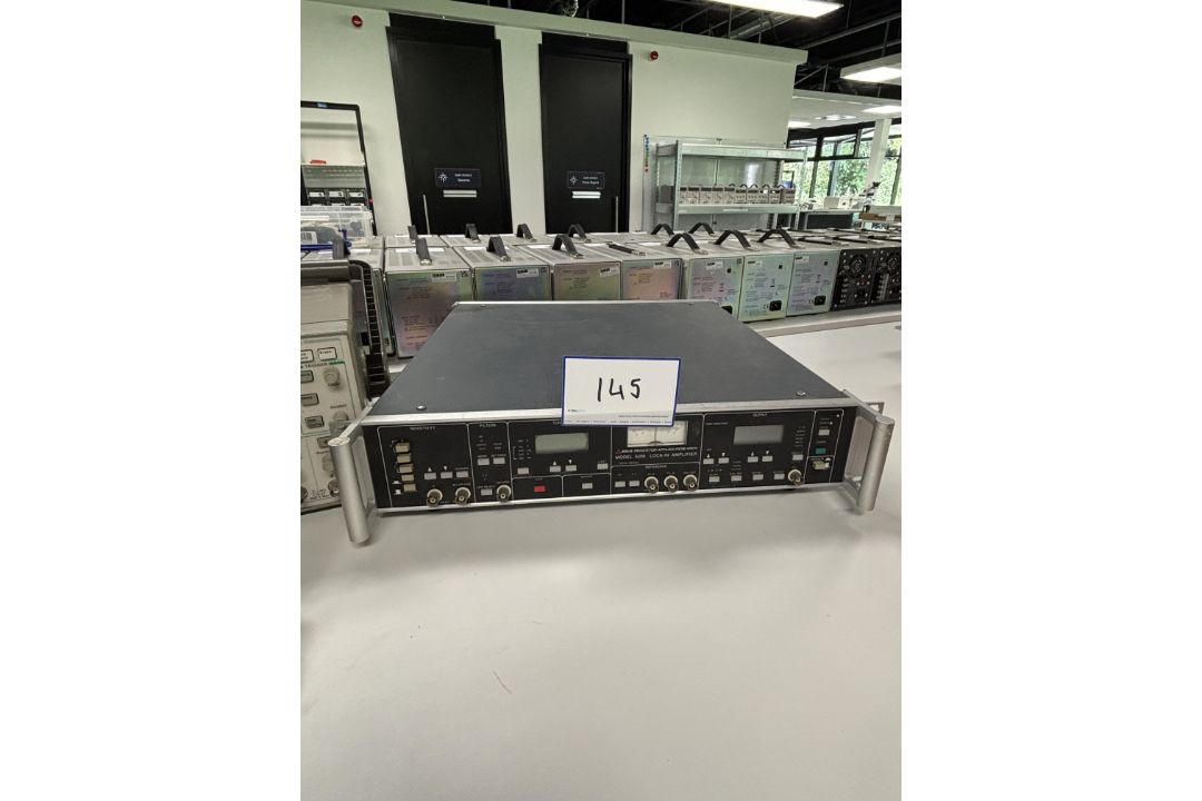 EG&G Princeton Applied Research 5209 Lock-In Amplifier 0.5hz - 120 kHz, Serial Number : IR31143