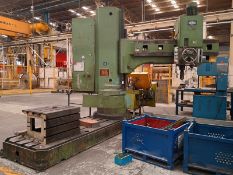 Radial drilling machine