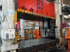 Straight side mechanical stamping press