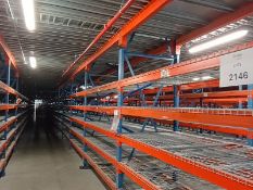 Selective type cargo rack