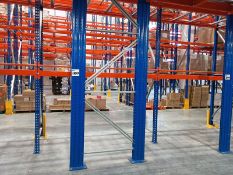 Selective type cargo rack