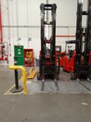 Electric forklift