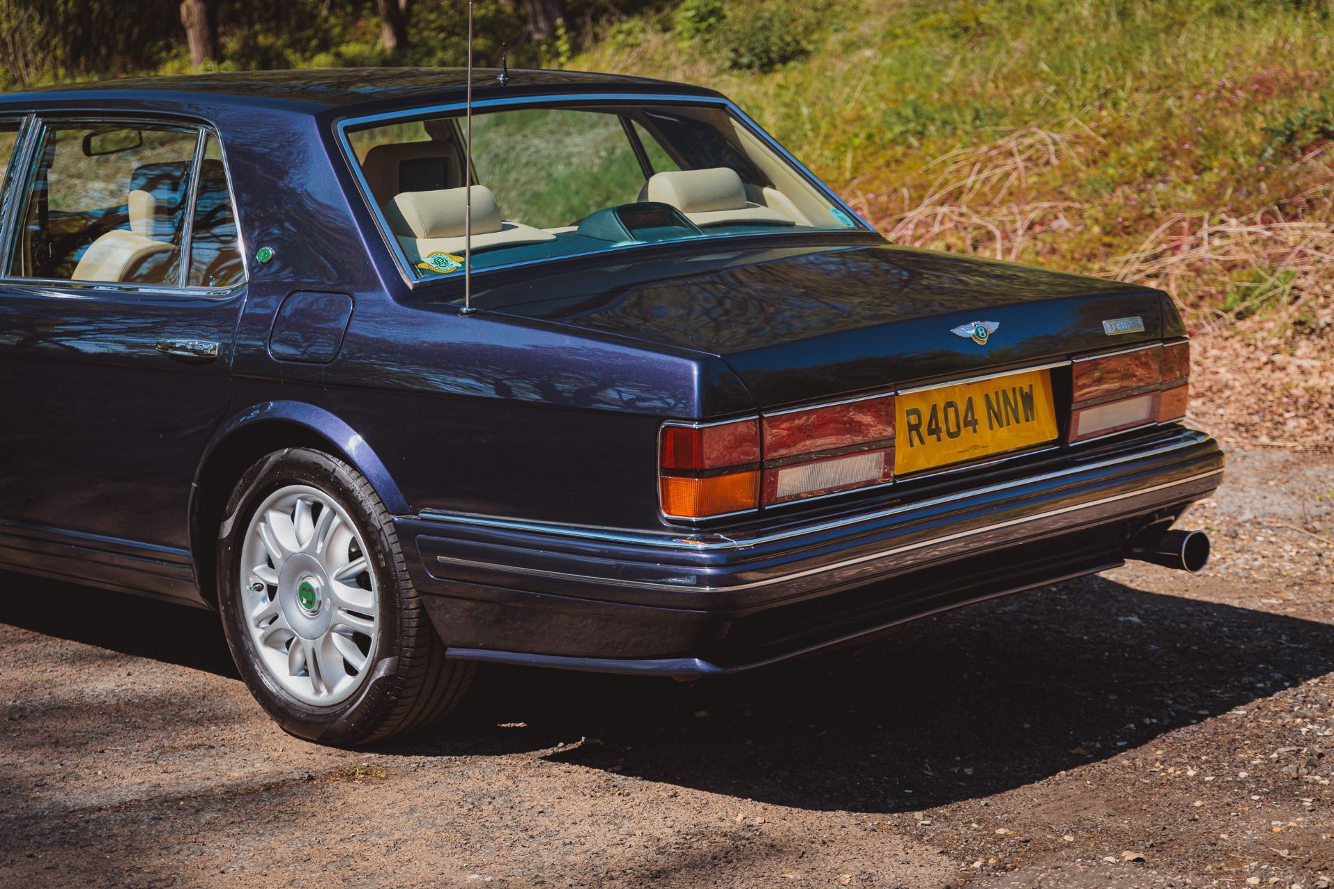 1998 Bentley Brooklands R Mulliner Offered From The Continental Performance Collection - 98 of 100 - Image 32 of 73