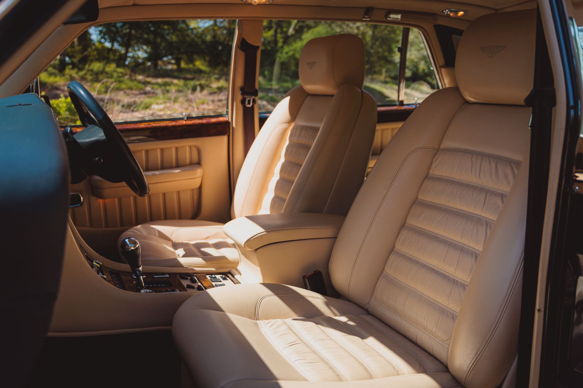 1998 Bentley Brooklands R Mulliner Offered From The Continental Performance Collection - 98 of 100 - Image 46 of 73
