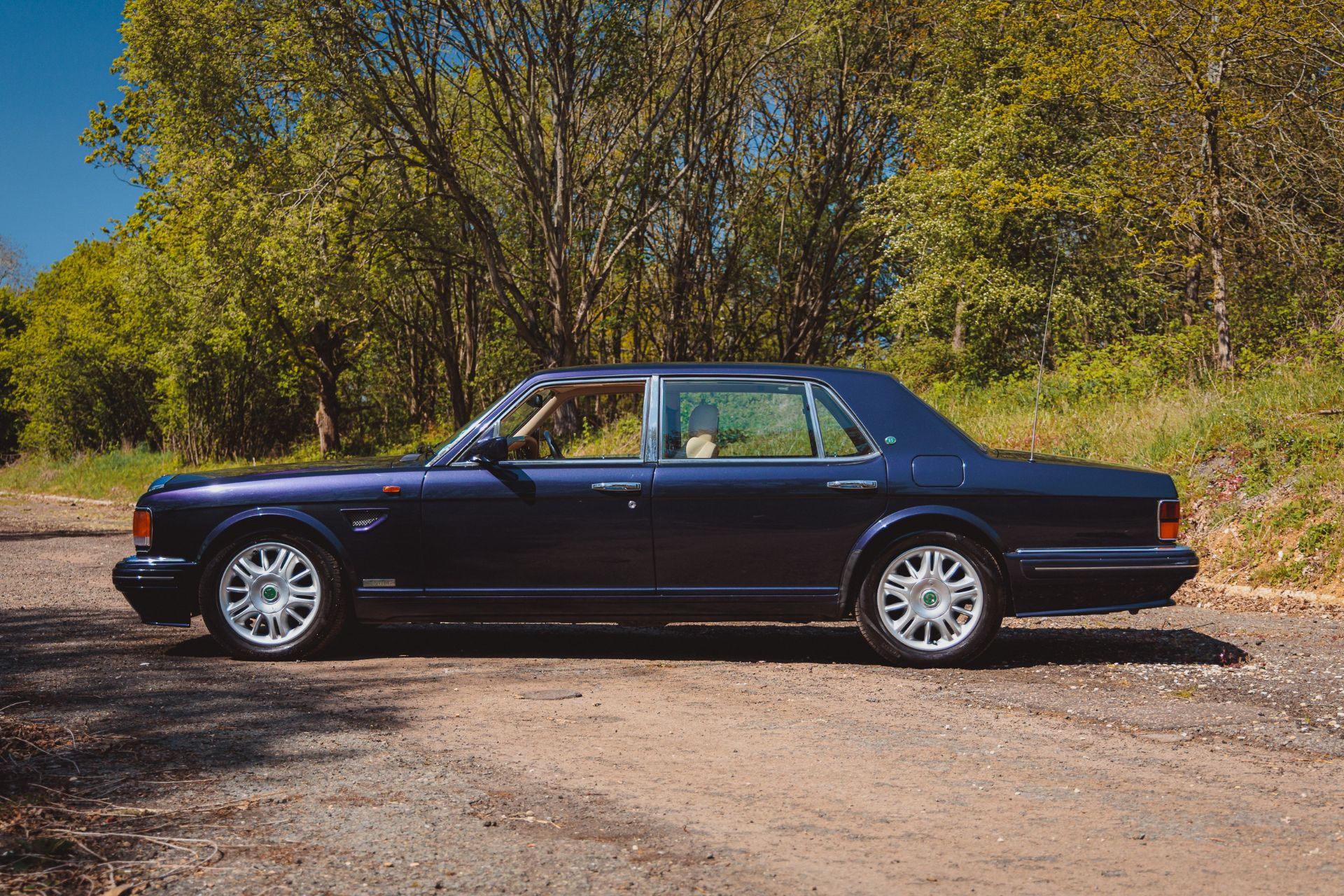 1998 Bentley Brooklands R Mulliner Offered From The Continental Performance Collection - 98 of 100 - Image 23 of 73