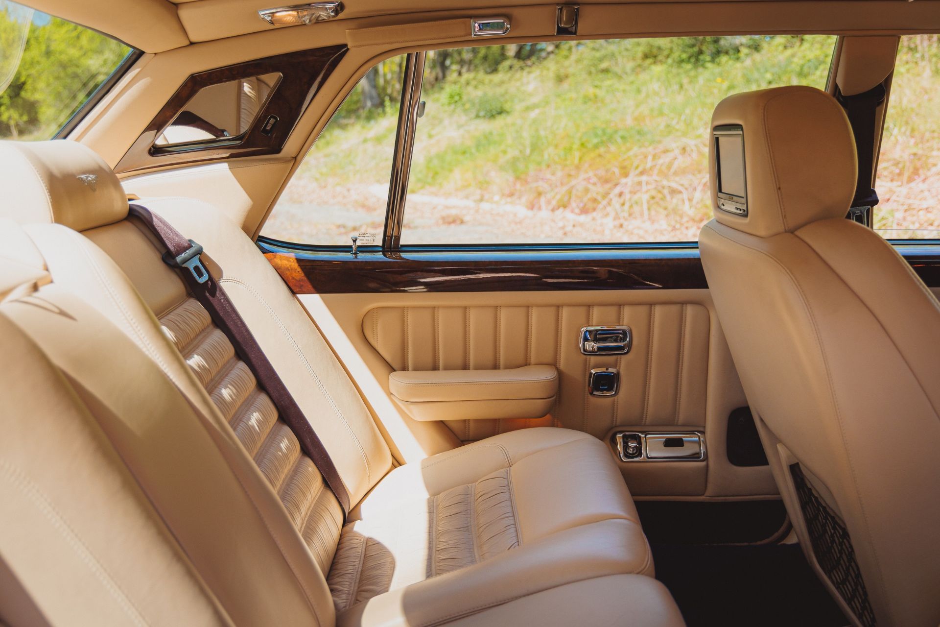 1998 Bentley Brooklands R Mulliner Offered From The Continental Performance Collection - 98 of 100 - Image 62 of 73