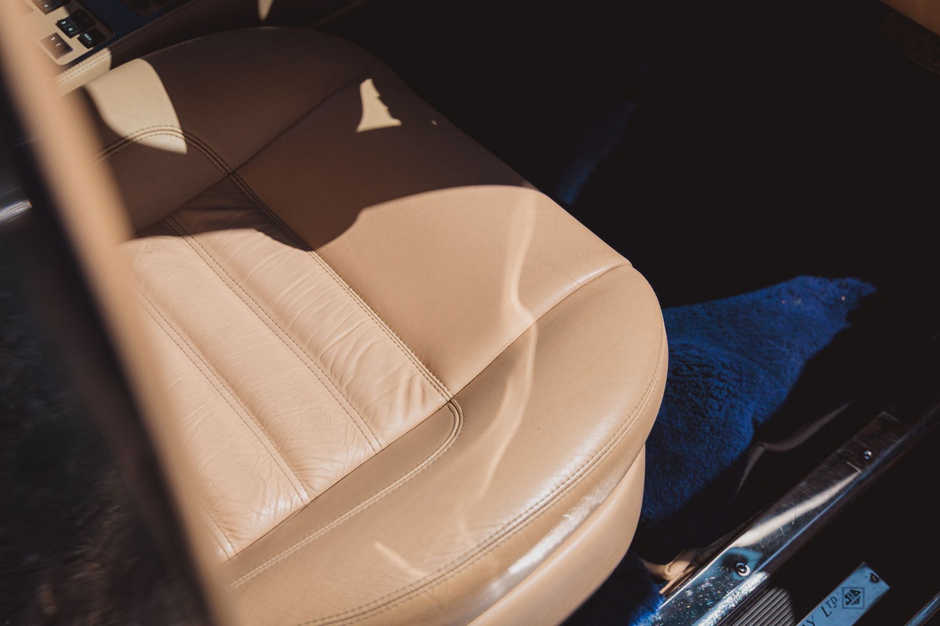 1998 Bentley Brooklands R Mulliner Offered From The Continental Performance Collection - 98 of 100 - Image 42 of 73