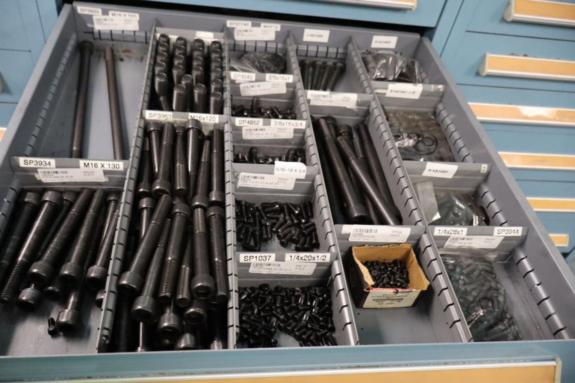 Contents of Cabinet to Include Assorted Fastner Hardware - Image 3 of 8