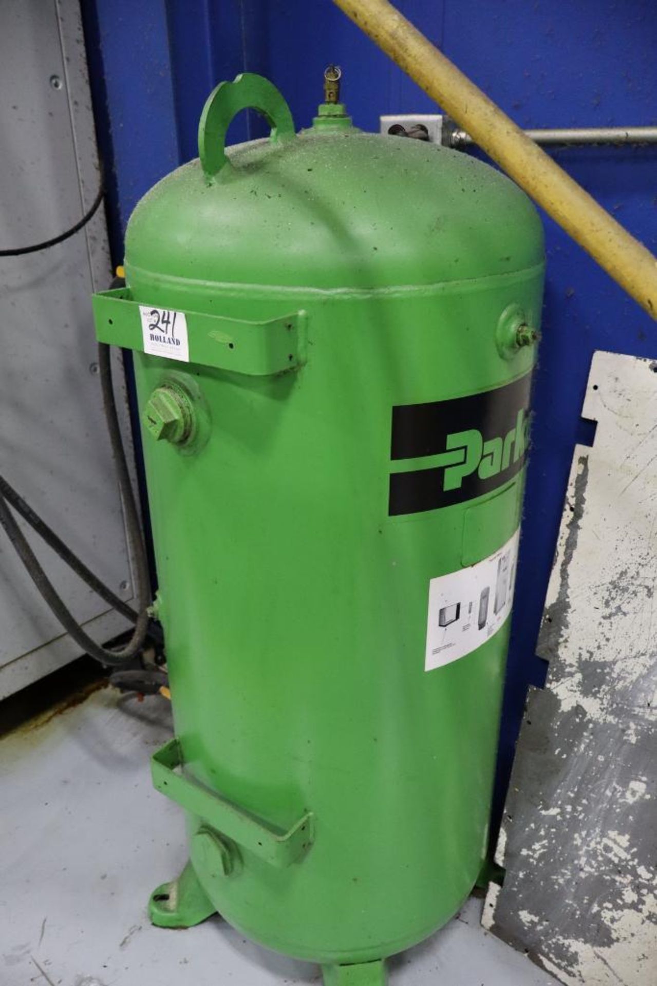 Parker DB-5 PSA Dual Bed Series Nitrogen Generator S/N 6471 with Parker Surge Tank - Image 3 of 6