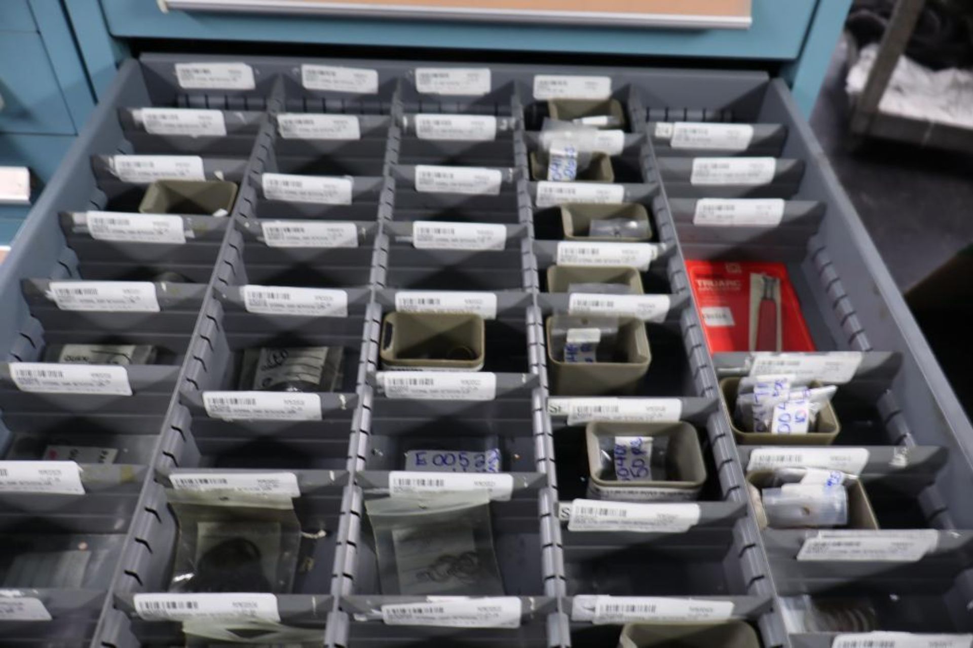 Contents of Cabinet to Include Sandvick Tool Holders and Tools, Kennmetal Tooling,Rool Spring Pins,