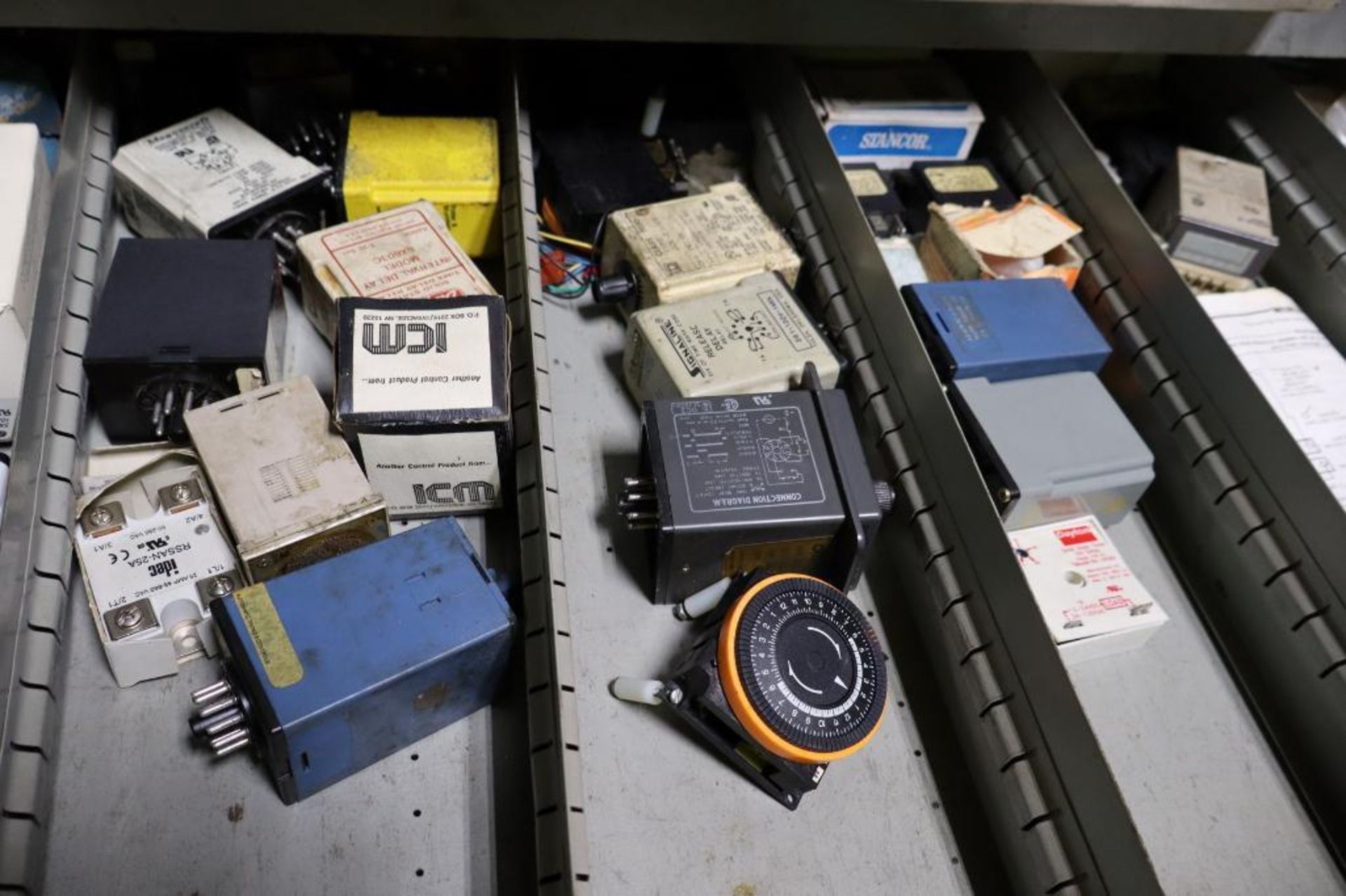Contents of Machine Repair Upper Tool Crib in (11) Cabinets and Shelves - Image 5 of 12