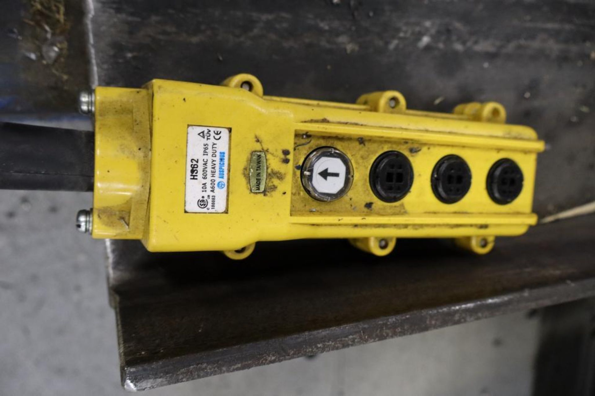 Vestil 4,000 Lb. Capacity Ground Lift Table with Push Button Control - Image 2 of 2
